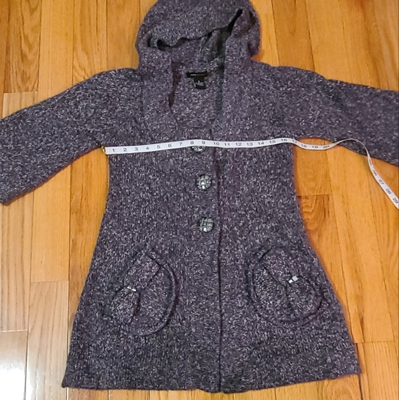 BCBG MaxAzria Sweater Jacket - Picture 4 of 11